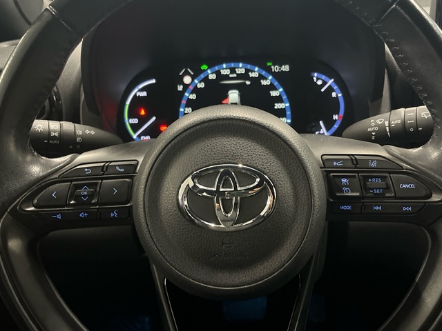 Toyota Yaris Cross 120H Adventure 85 kW (116 CV)