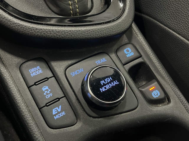 Toyota Yaris Cross 120H Adventure 85 kW (116 CV)