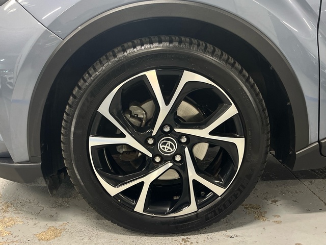 Toyota C-HR 1.8 125H Advance 90 kW (122 CV)