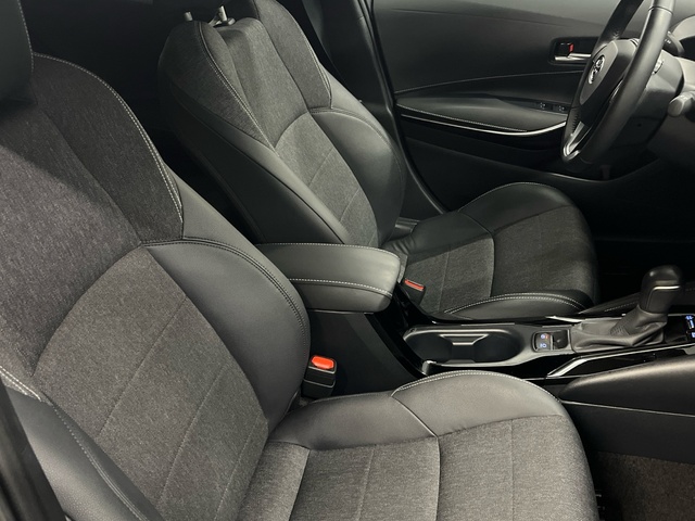 Toyota Corolla 1.8 125H Style E-CVT 90 kW (122 CV)