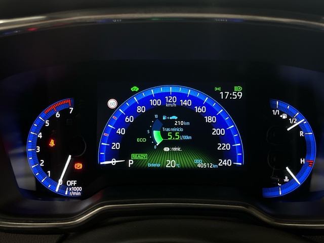 Toyota Corolla 1.8 125H Style E-CVT 90 kW (122 CV)