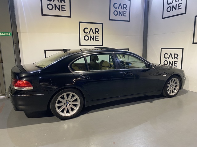 BMW Serie 7 750Li 270 kW (367 CV)