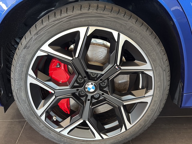 BMW X1 M35i color Azul. Año 2025. 221KW(300CV). Gasolina. En concesionario BMW Avilcar Ávila de Ávila