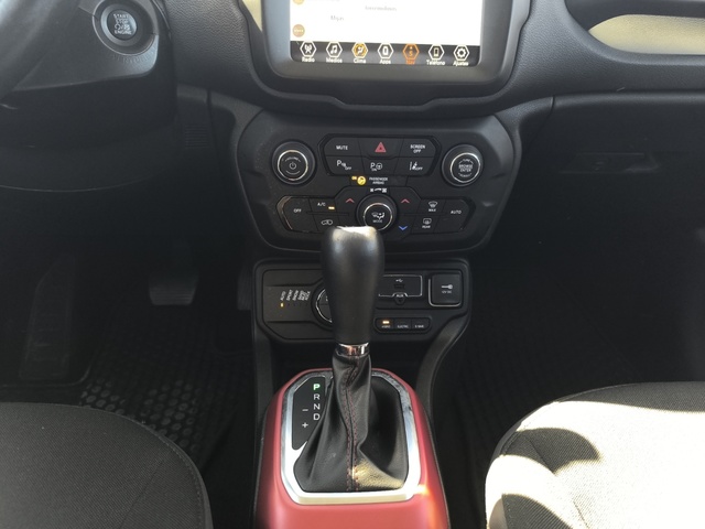 Jeep Renegade 1.3 PHEV Trailhawk AWD AT 177 kW (240 CV)