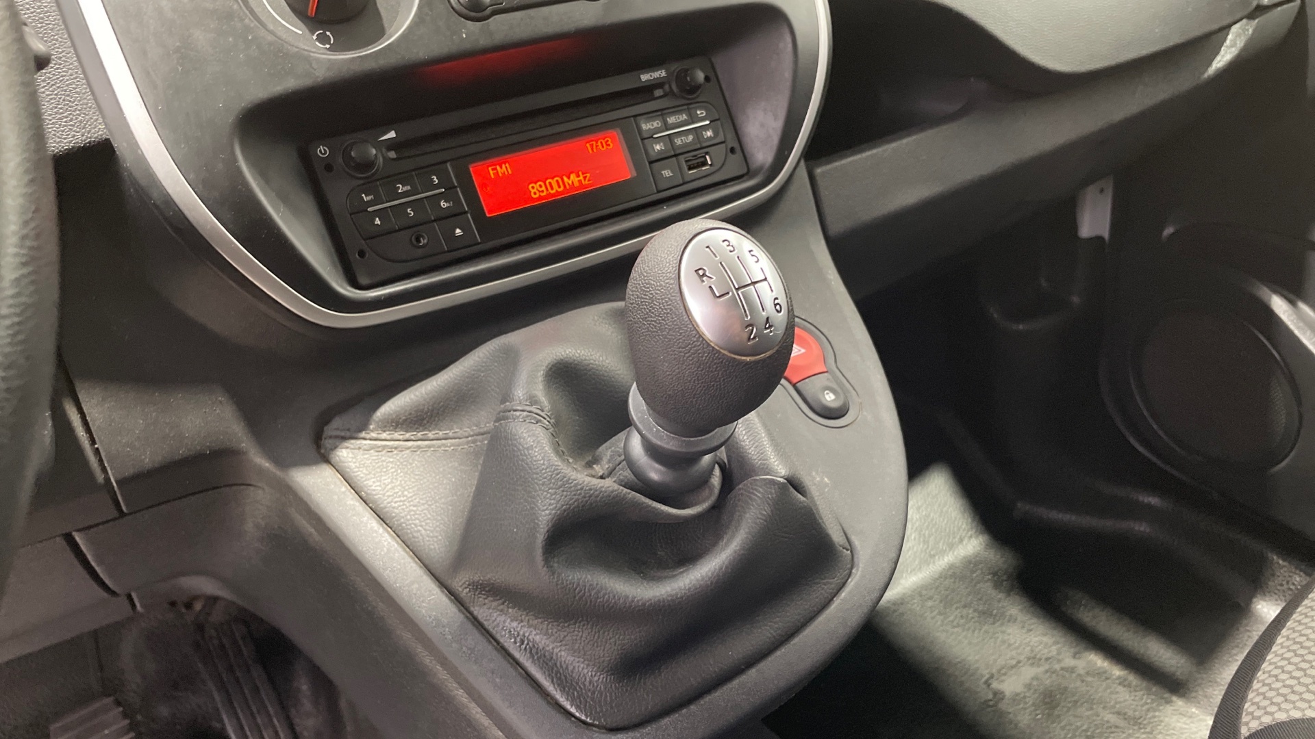 Renault Kangoo Furgon dCi 80 - 17