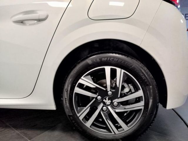 Peugeot 208 PureTech 100 Allure Pack 75 kW (100 CV)