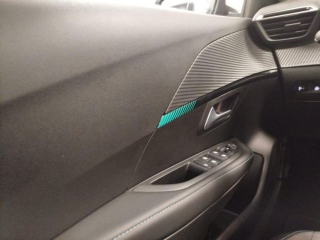 Peugeot 208 PureTech 100 Allure Pack 75 kW (100 CV)