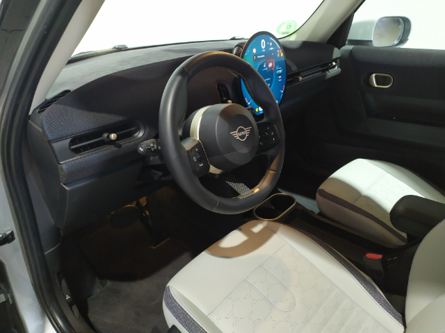 fotoG 18 del MINI MINI 5 Puertas Cooper C 115 kW (156 CV) 156cv Gasolina del 2025 en Alicante