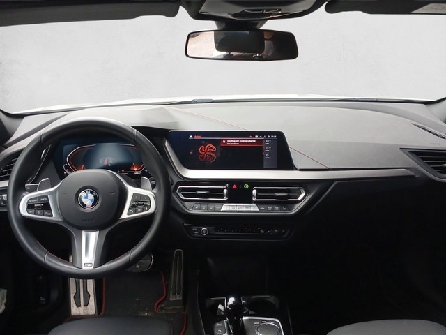 BMW Serie 1 128ti color Blanco. Año 2023. 195KW(265CV). Gasolina. En concesionario Enekuri Motor de Vizcaya