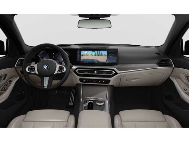 BMW Serie 3 330e Touring color Negro. Año 2024. 215KW(292CV). Híbrido Electro/Gasolina. En concesionario Movilnorte El Plantio de Madrid