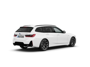 Fotos de BMW Serie 3 330e Touring color Blanco. Año 2024. 215KW(292CV). Híbrido Electro/Gasolina. En concesionario Movilnorte El Plantio de Madrid