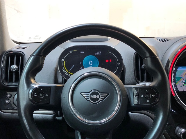 fotoG 12 del MINI MINI Countryman Cooper S E ALL4 162 kW (220 CV) 220cv Híbrido Electro/Gasolina del 2021 en Madrid