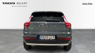 Volvo XC40 T3 Momentum Pro Auto 120 kW (163 CV) - 3 Volvo XC40 T3 Ocasión 120 KW (163CV) - 3
