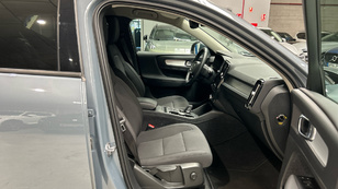 Volvo XC40 T3 Momentum Pro Auto 120 kW (163 CV) - 7 Volvo XC40 T3 Ocasión 120 KW (163CV) - 7