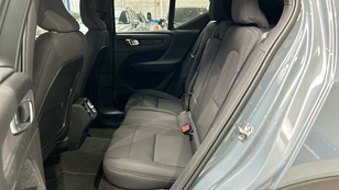 Volvo XC40 T3 Momentum Pro Auto 120 kW (163 CV) - 9 Volvo XC40 T3 Ocasión 120 KW (163CV) - 9