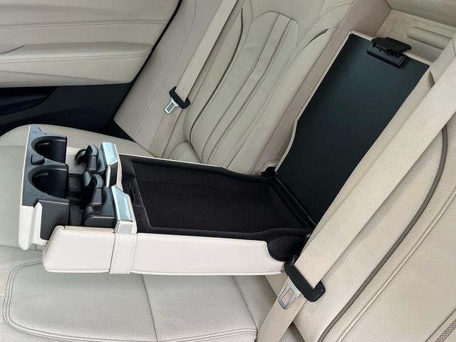 BMW Serie 6 630d Gran Turismo color Negro. Año 2019. 195KW(265CV). Diésel. En concesionario Grünblau Motor (Bmw y Mini) de Cantabria