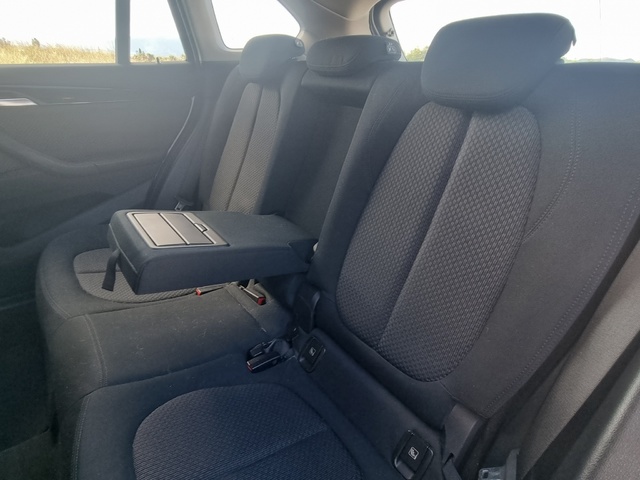 BMW X1 sDrive18d color Blanco. Año 2019. 110KW(150CV). Diésel. En concesionario GANDIA Automoviles Fersan, S.A. de Valencia