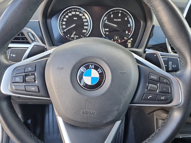 BMW X1 sDrive18d color Blanco. Año 2019. 110KW(150CV). Diésel. En concesionario GANDIA Automoviles Fersan, S.A. de Valencia