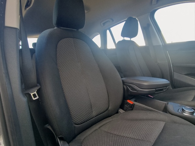 BMW X1 sDrive18d color Blanco. Año 2019. 110KW(150CV). Diésel. En concesionario GANDIA Automoviles Fersan, S.A. de Valencia