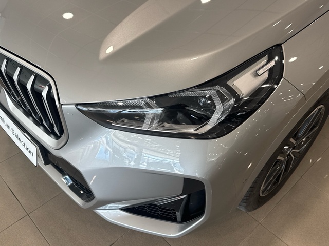 BMW X1 sDrive20d color Gris Plata. Año 2025. 120KW(163CV). Diésel. En concesionario Burgocar (Bmw y Mini) de Burgos