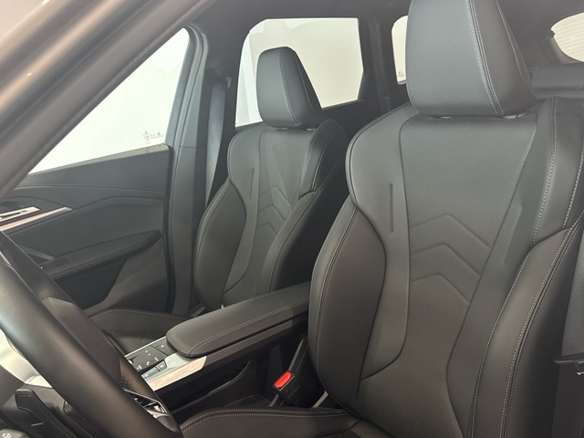 BMW X1 sDrive20d color Gris Plata. Año 2025. 120KW(163CV). Diésel. En concesionario Burgocar (Bmw y Mini) de Burgos