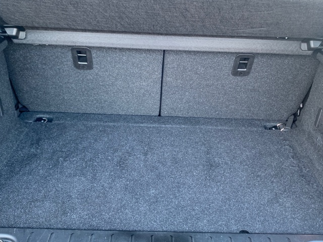 BMW i3 120Ah color Blanco. Año 2019. 125KW(170CV). Eléctrico. En concesionario Celtamotor Caldas Reis de Pontevedra