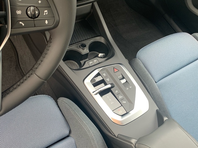 BMW Serie 1 120d color Gris. Año 2025. 120KW(163CV). Diésel. En concesionario Celtamotor Pontevedra de Pontevedra