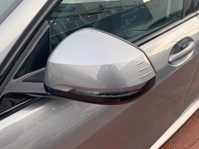 BMW Serie 1 120d color Gris. Año 2025. 120KW(163CV). Diésel. En concesionario Celtamotor Pontevedra de Pontevedra