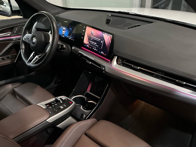 BMW X1 sDrive20d color Blanco. Año 2024. 120KW(163CV). Diésel. En concesionario Murcia Premium S.L. AV DEL ROCIO de Murcia