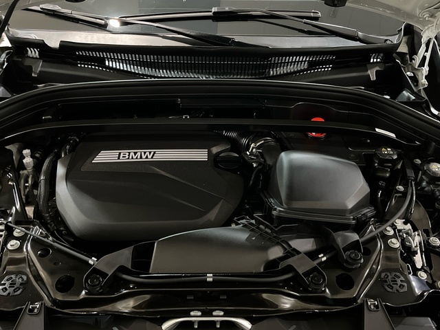 BMW X1 sDrive20d color Blanco. Año 2024. 120KW(163CV). Diésel. En concesionario Murcia Premium S.L. AV DEL ROCIO de Murcia