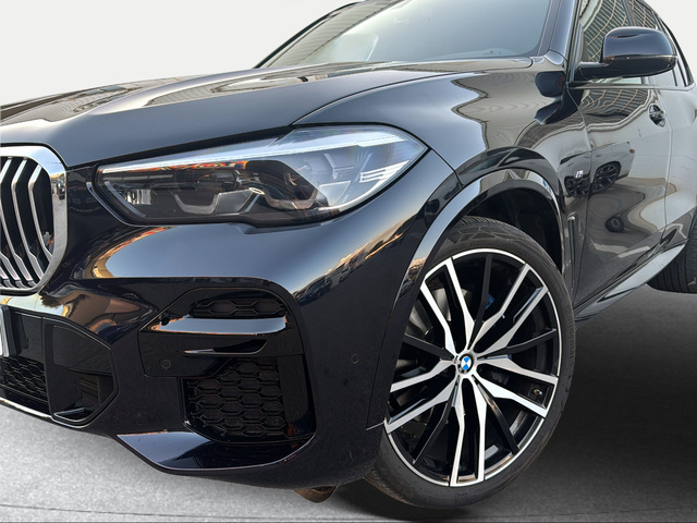BMW X5 xDrive30d color Negro. Año 2022. 210KW(286CV). Diésel. En concesionario Ilbira Motor | Granada de Granada