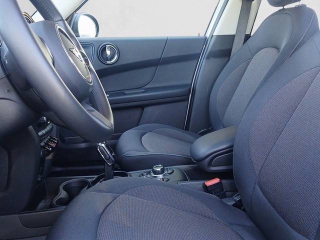 fotoG 9 del MINI MINI Countryman Cooper 100 kW (136 CV) 136cv Gasolina del 2021 en Vizcaya