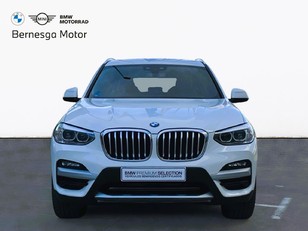 Fotos de BMW X3 xDrive30e color Blanco. Año 2021. 215KW(292CV). Híbrido Electro/Gasolina. En concesionario Bernesga Motor León (Bmw y Mini) de León