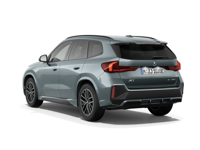 BMW X1 xDrive25e color Verde. Año 2023. 180KW(245CV). Híbrido Electro/Gasolina. En concesionario Móvil Begar Alicante de Alicante