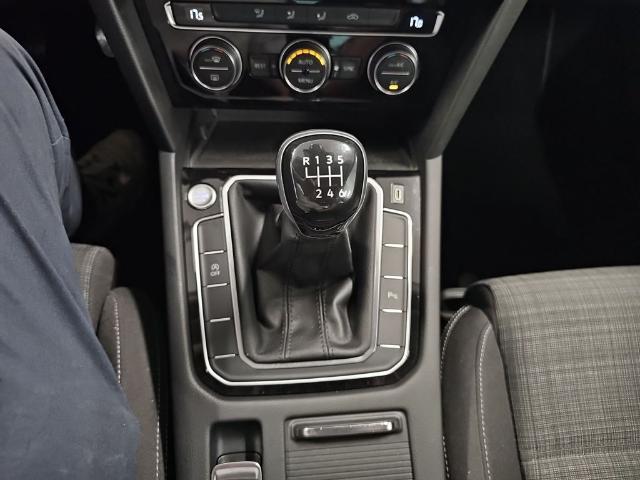 Volkswagen Passat Executive 1.5 TSI 110 kW (150 CV)