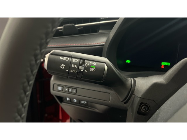 Lexus LBX 1.5 HEV Elegant 100 kW (136 CV)