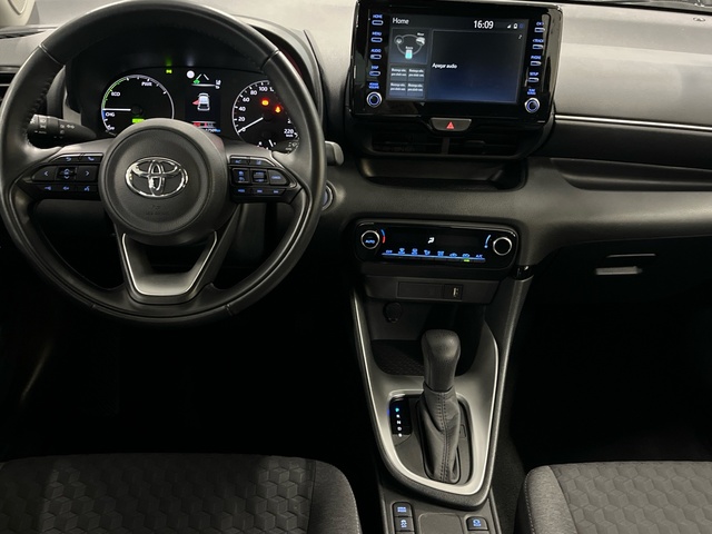 Toyota Yaris 120H Active Tech 85 kW (116 CV)