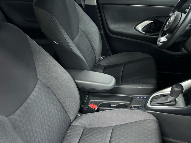 Toyota Yaris 120H Active Tech 85 kW (116 CV)