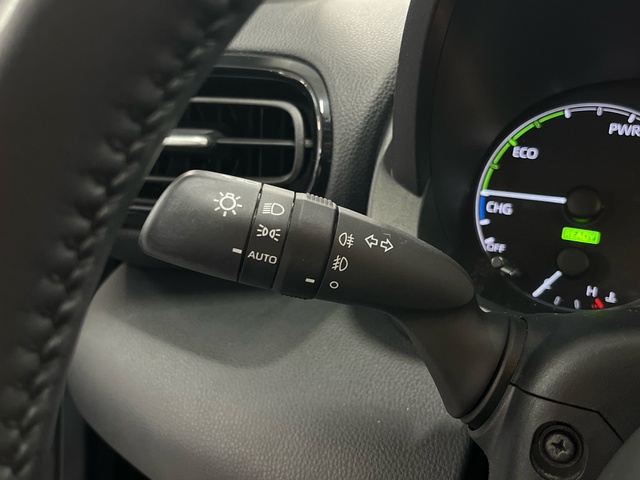 Toyota Yaris 120H Active Tech 85 kW (116 CV)