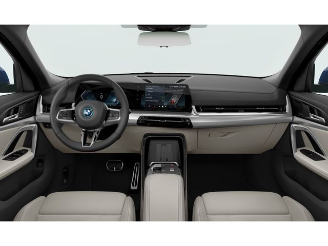 BMW iX2 xDrive30 color Azul. Año 2024. 230KW(313CV). Eléctrico. En concesionario Automotor Costa, S.L.U. de Almería