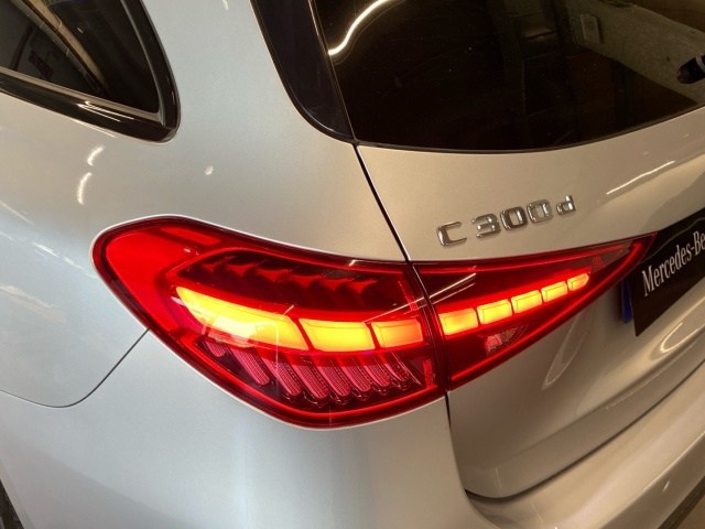 Mercedes-Benz Clase C C Estate 300 d en Barcelona