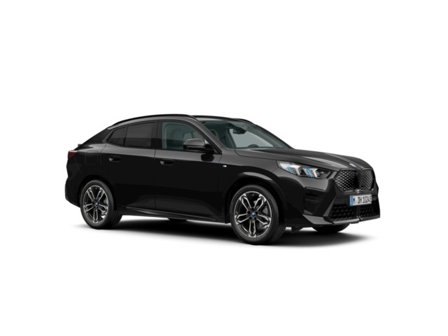 BMW iX2 eDrive20 color Negro. Año 2024. 150KW(204CV). Eléctrico. En concesionario Móvil Begar Alicante de Alicante