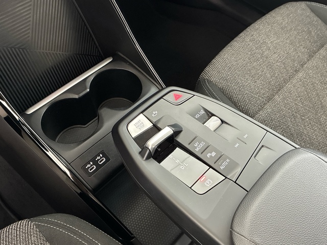 BMW Serie 2 218i Active Tourer color Gris. Año 2022. 100KW(136CV). Gasolina. En concesionario BMW Marcos Automoción de Valencia