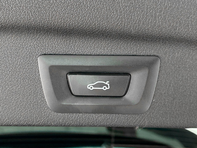 BMW Serie 2 218i Active Tourer color Gris. Año 2022. 100KW(136CV). Gasolina. En concesionario BMW Marcos Automoción de Valencia