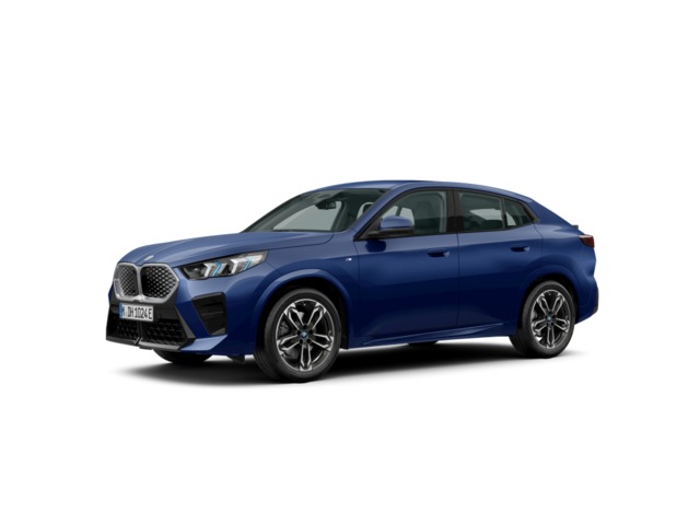 BMW iX2 xDrive30 color Azul. Año 2025. 230KW(313CV). Eléctrico. En concesionario Vehinter Getafe de Madrid