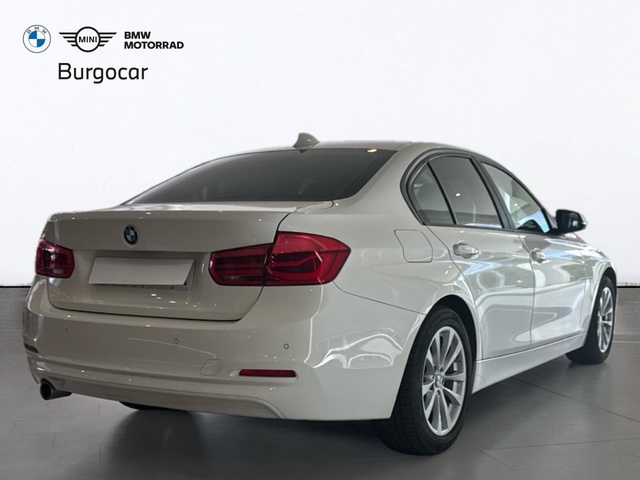 BMW Serie 3 318d color Blanco. Año 2018. 110KW(150CV). Diésel. En concesionario Burgocar (Bmw y Mini) de Burgos