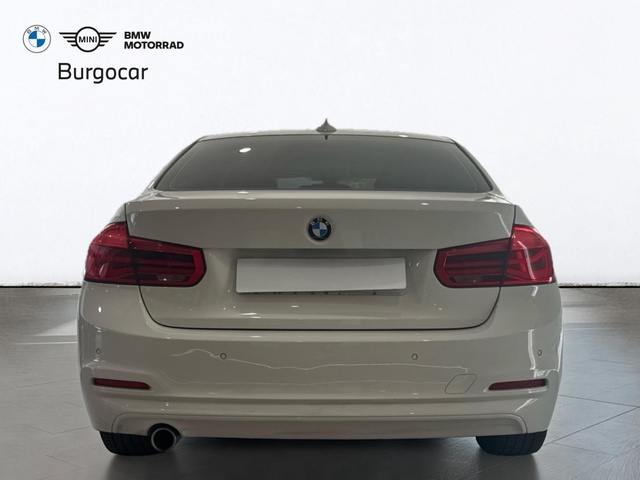 BMW Serie 3 318d color Blanco. Año 2018. 110KW(150CV). Diésel. En concesionario Burgocar (Bmw y Mini) de Burgos