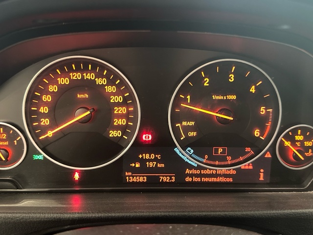 BMW Serie 3 318d color Blanco. Año 2018. 110KW(150CV). Diésel. En concesionario Burgocar (Bmw y Mini) de Burgos
