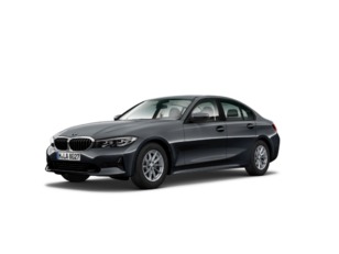 Fotos de BMW Serie 3 318d color Gris. Año 2021. 110KW(150CV). Diésel. En concesionario Ceres Motor S.L. de Cáceres