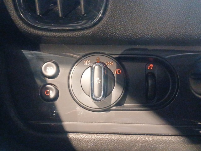 fotoG 15 del MINI MINI Countryman Cooper D 110 kW (150 CV) 150cv Diésel del 2023 en Vizcaya